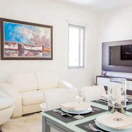 Lavender Bay Apartment C22 Kotor Exterior photo