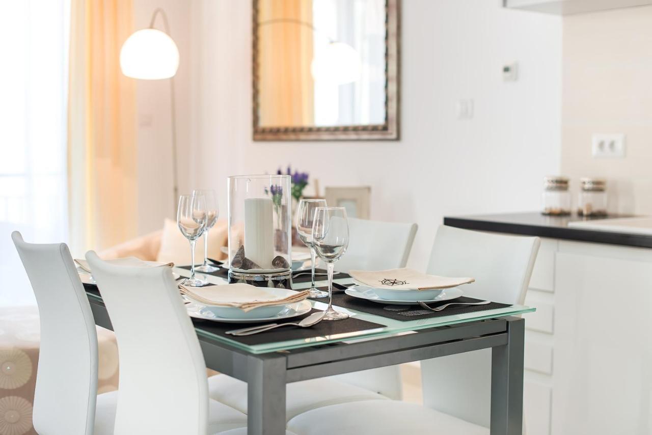 Lavender Bay C22 Apartment